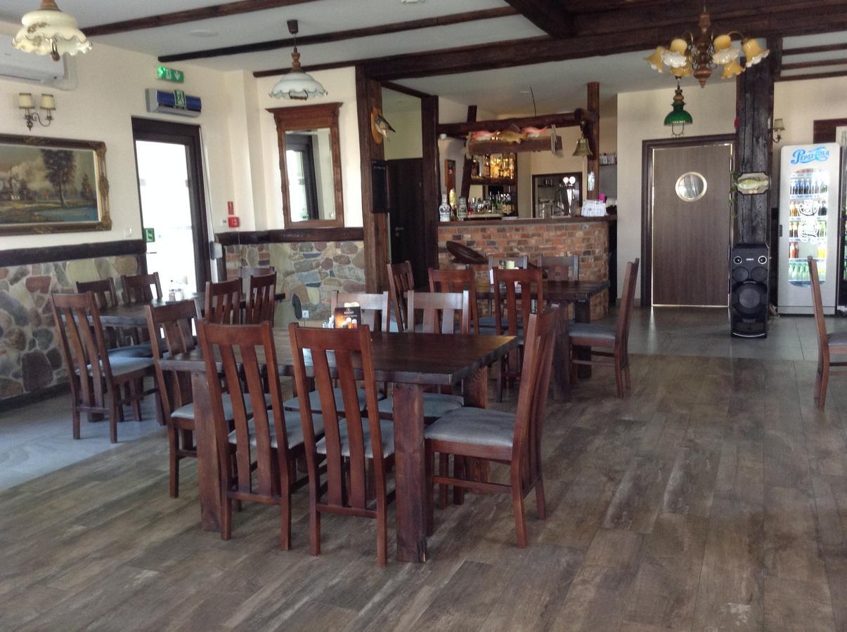 Pod Kotwica Bed & Breakfast Nowa Sol Bagian luar foto