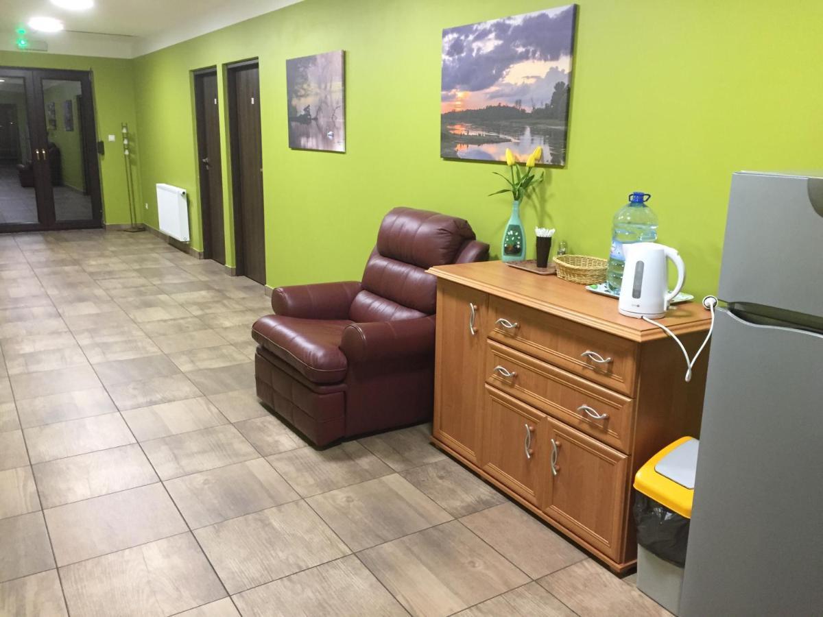 Pod Kotwica Bed & Breakfast Nowa Sol Bagian luar foto